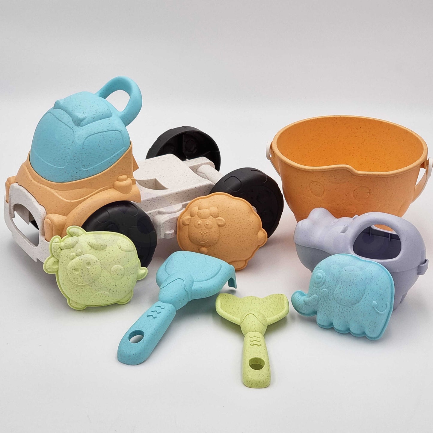 Zestaw do Piasku | Ciężarówka Wiaderko Konewka 9 el. BIO Ekologiczny | WOOPIE GREEN