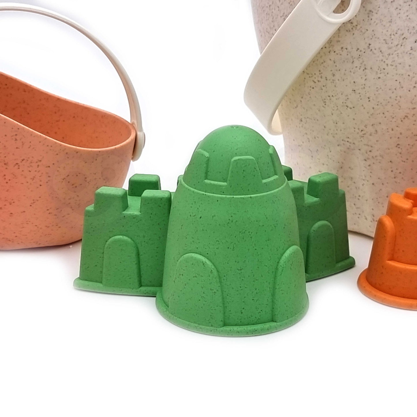 Zestaw do Piasku | Wiaderko Konewka Foremki 8 el. BIO Ekologiczny | WOOPIE GREEN