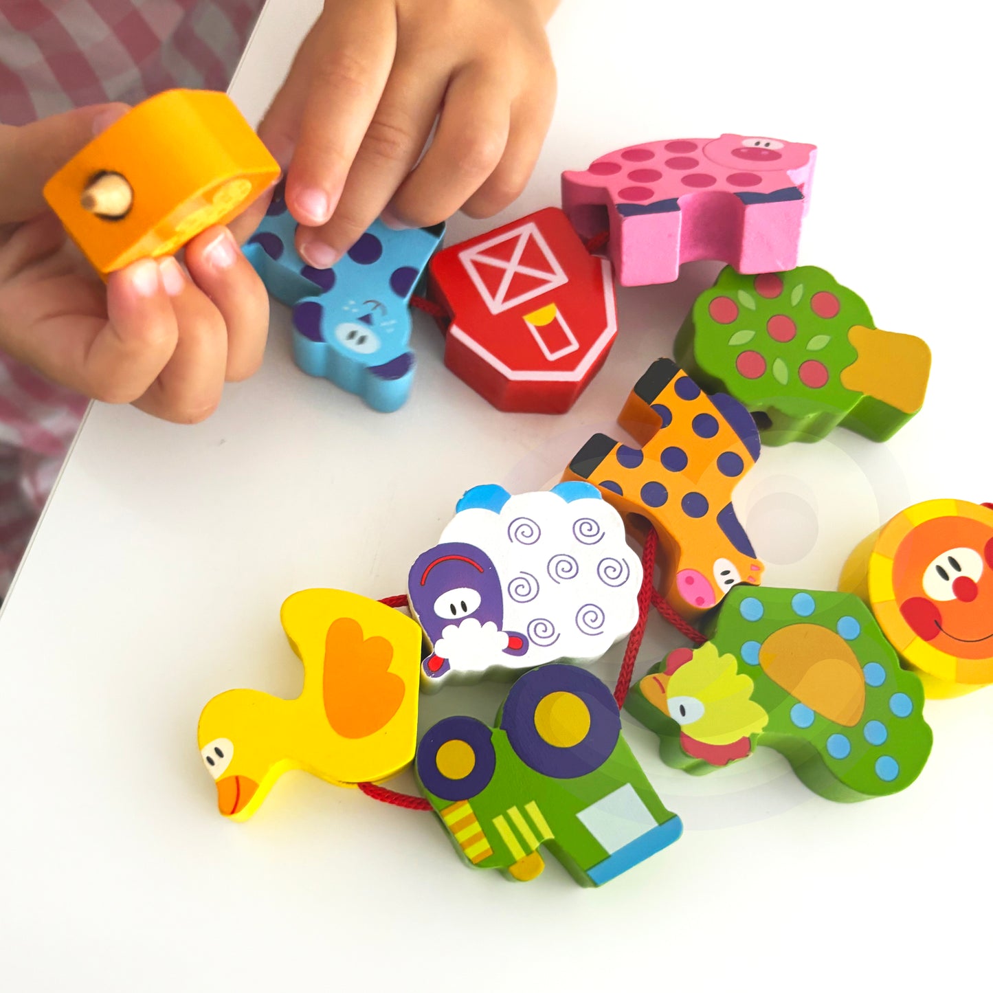 Opowieści na Sznureczku: Farma | Drewniana Nawlekanka ze Zwierzątkami | WOOPIE GREEN