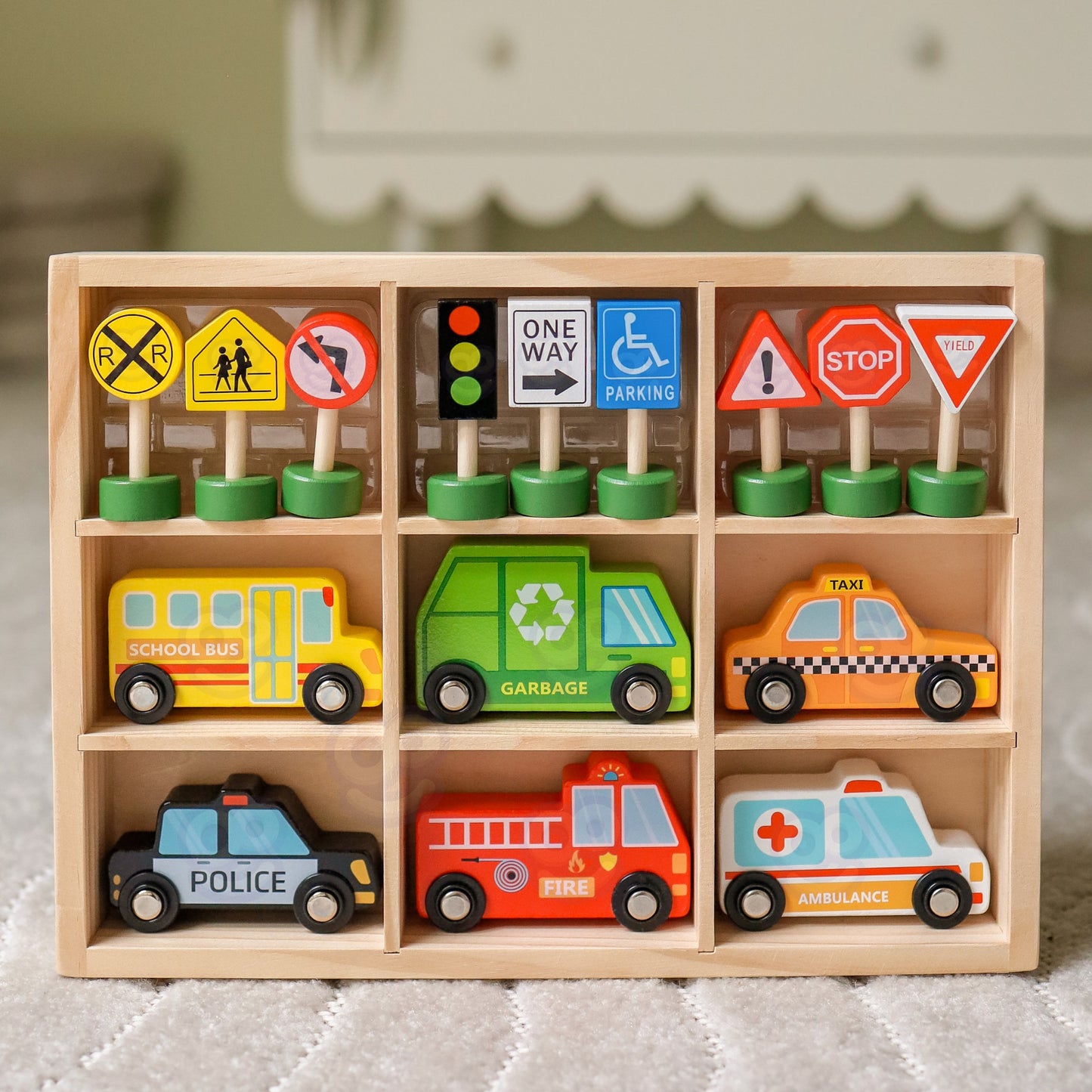 Zestaw Pojazdów | Drewniane Samochody Znaki Drogowe 15 el. | WOOPIE GREEN