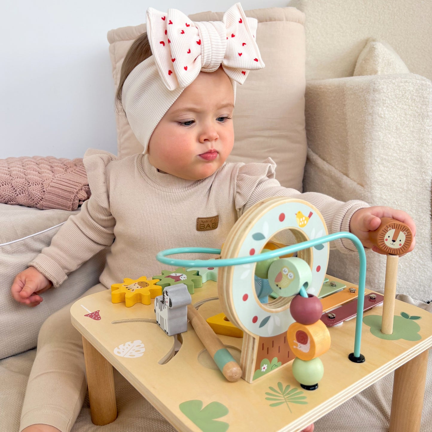 Kreatywny Stolik Małego Odkrywcy | Drewniany Stolik Edukacyjny 5w1 | WOOPIE GREEN