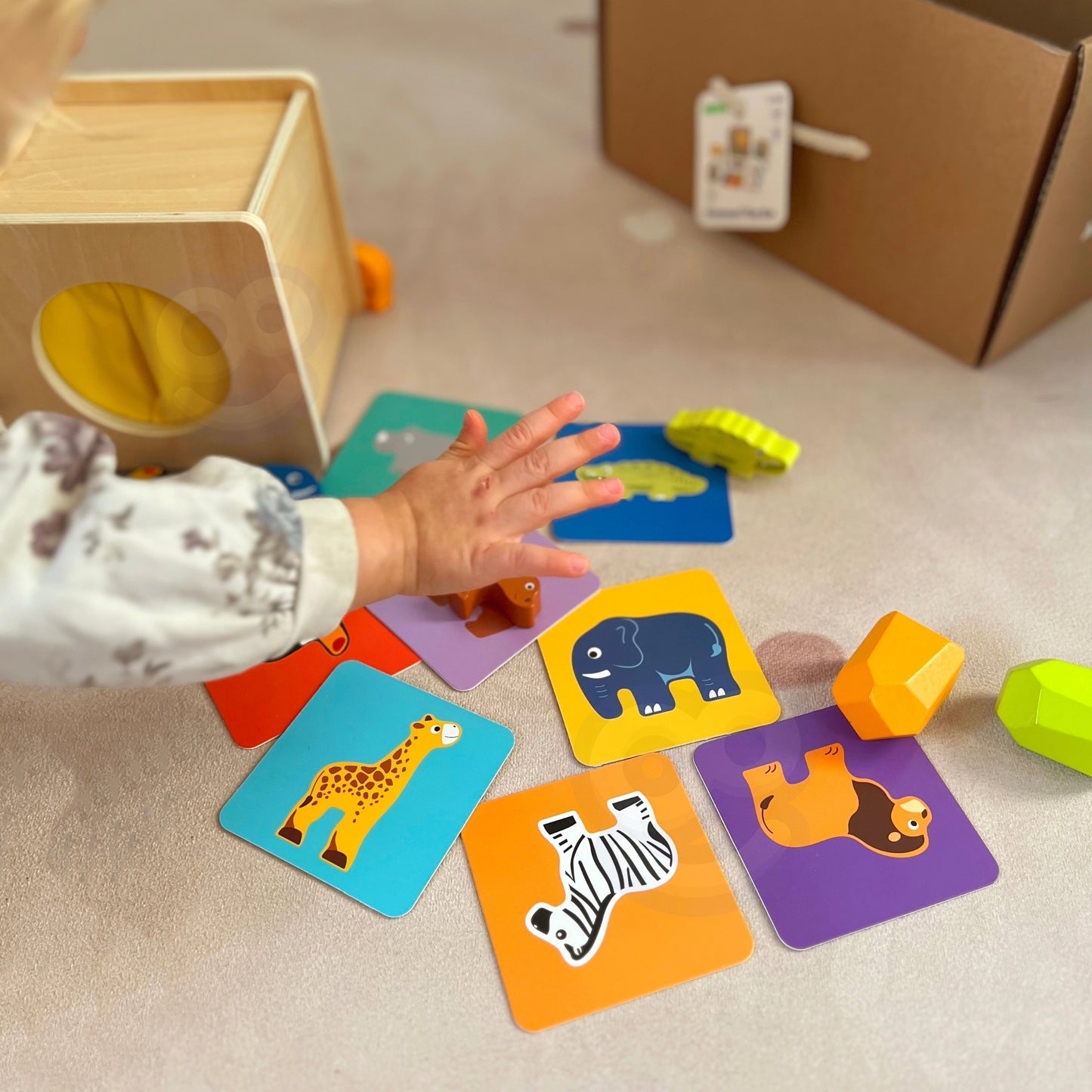 Box Edukacyjny 7w1 | Montessori, Tajemnicze Pudełko, Balans i Karty | WOOPIE GREEN